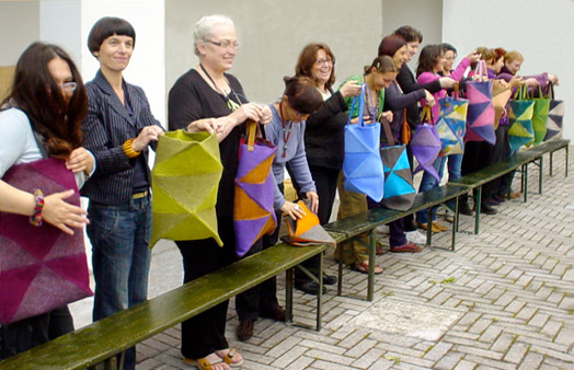 feltrigami parade: the group shows the feltrigami handbags expandedhandba